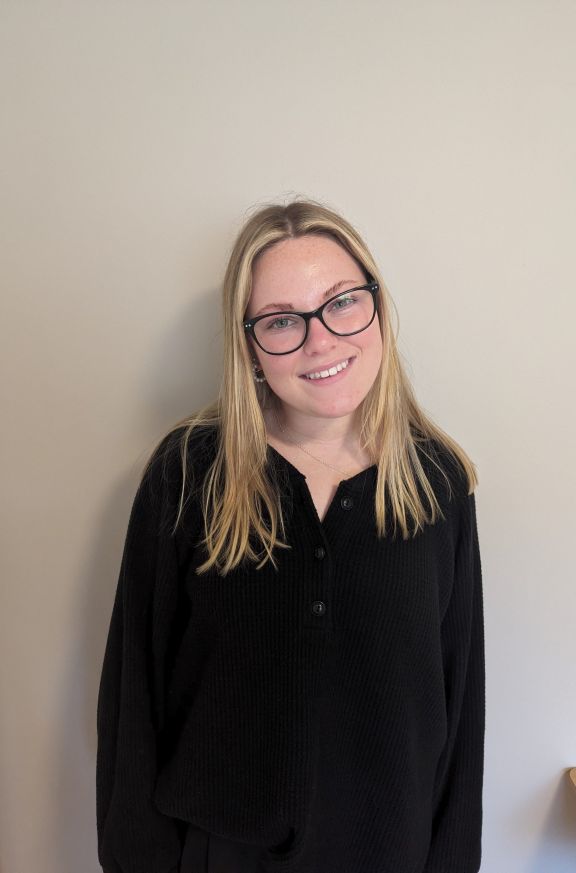 Photo of Samantha Ponton